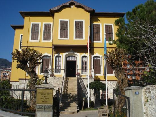 Atatürk Evi ve Müzesi